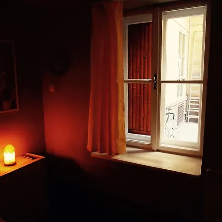 Simple Hostel