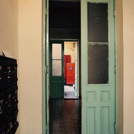 Simple Hostel *