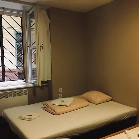 Simple Hostel